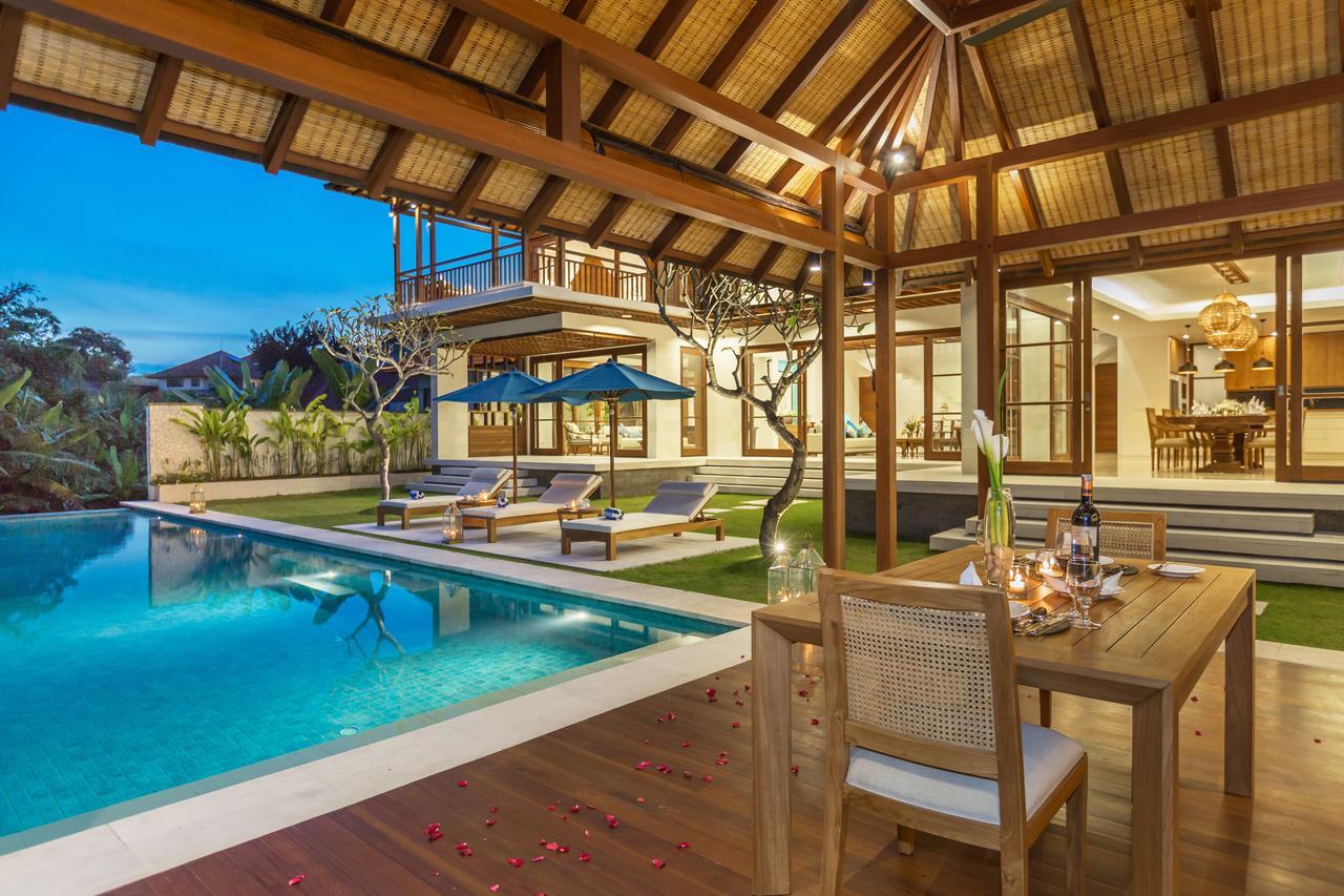 Villa Rusa Biru - Modern Villa With Private Pool And Cook In The Heart Of Berawa Canggu Exterior foto
