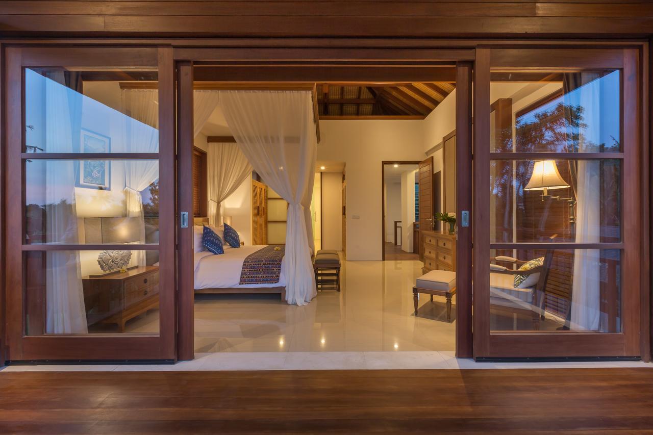 Villa Rusa Biru - Modern Villa With Private Pool And Cook In The Heart Of Berawa Canggu Exterior foto