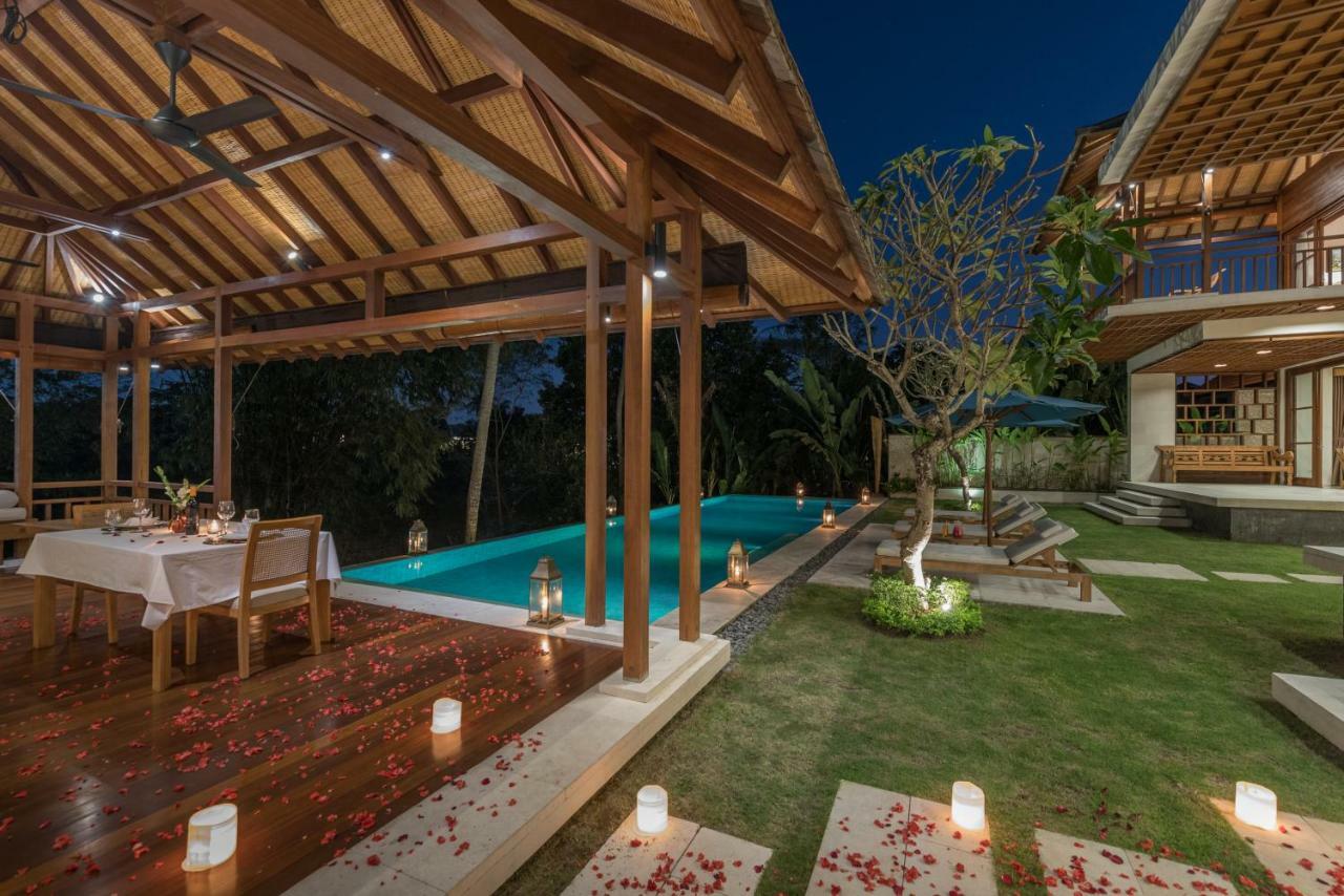 Villa Rusa Biru - Modern Villa With Private Pool And Cook In The Heart Of Berawa Canggu Exterior foto